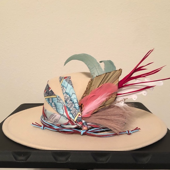 Custom-Made Felt Fedora - “Bird Eye View” - Picture 8 of 11